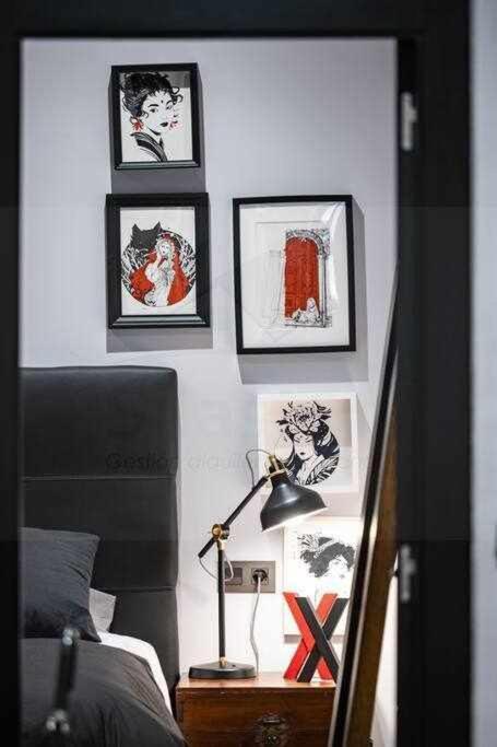 Chambre Noir Apartamento 오비에도 외부 사진