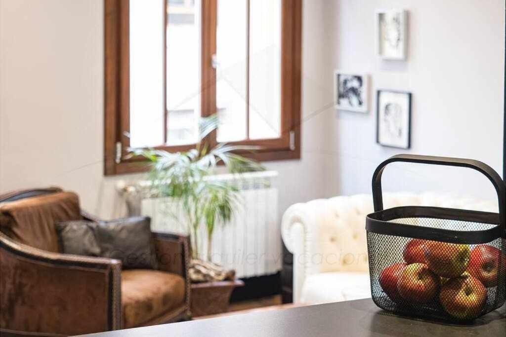 Chambre Noir Apartamento 오비에도 외부 사진